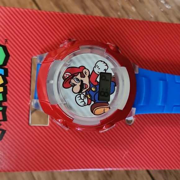 NEW Super Mario LCD Watch - Picture 4 of 4